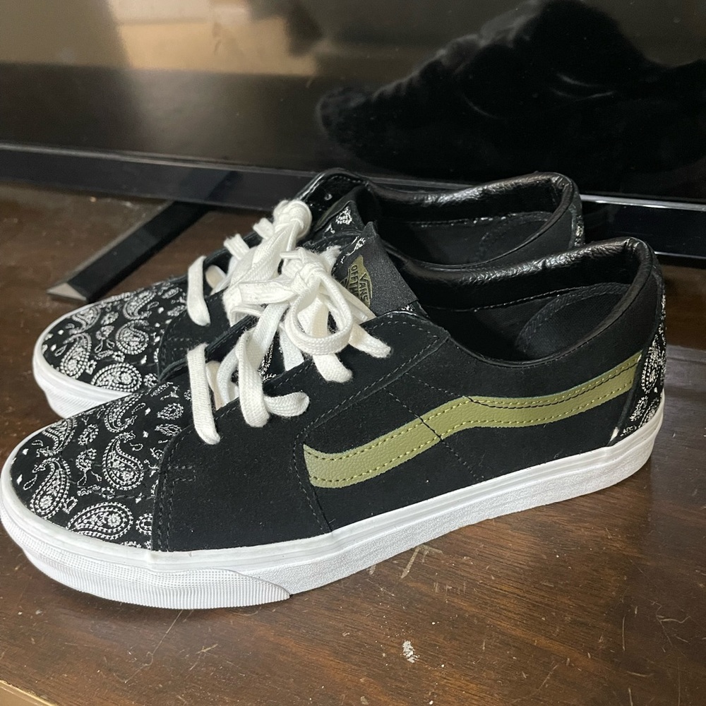 Vans lo Bandana print.